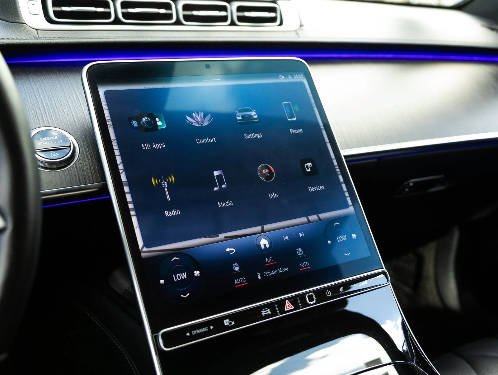 2023 Mercedes-Benz S 580 4MATIC interior, Black Nappa leather