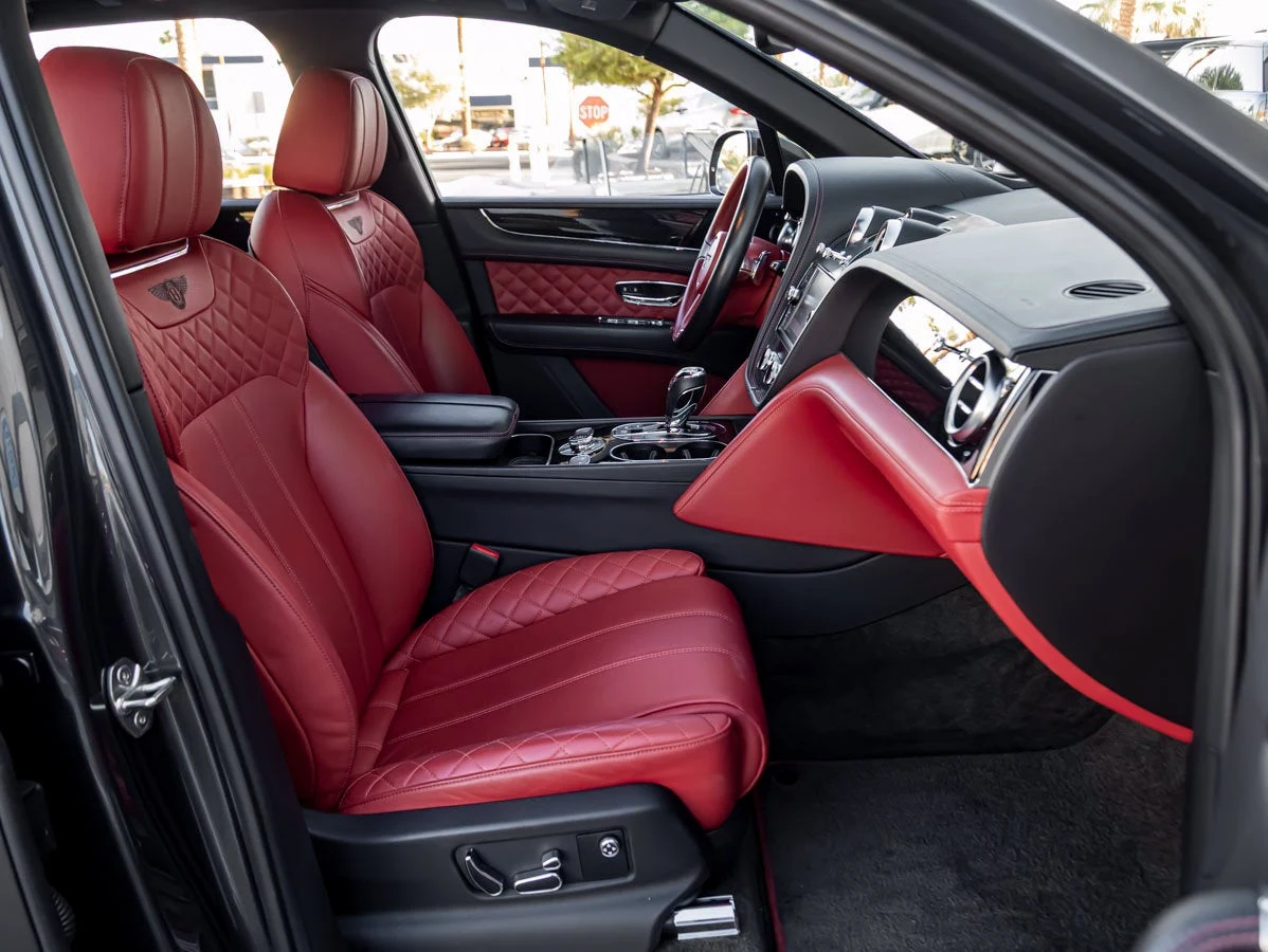 2020 Bentley Bentayga Speed interior, seats, Hotspur hide