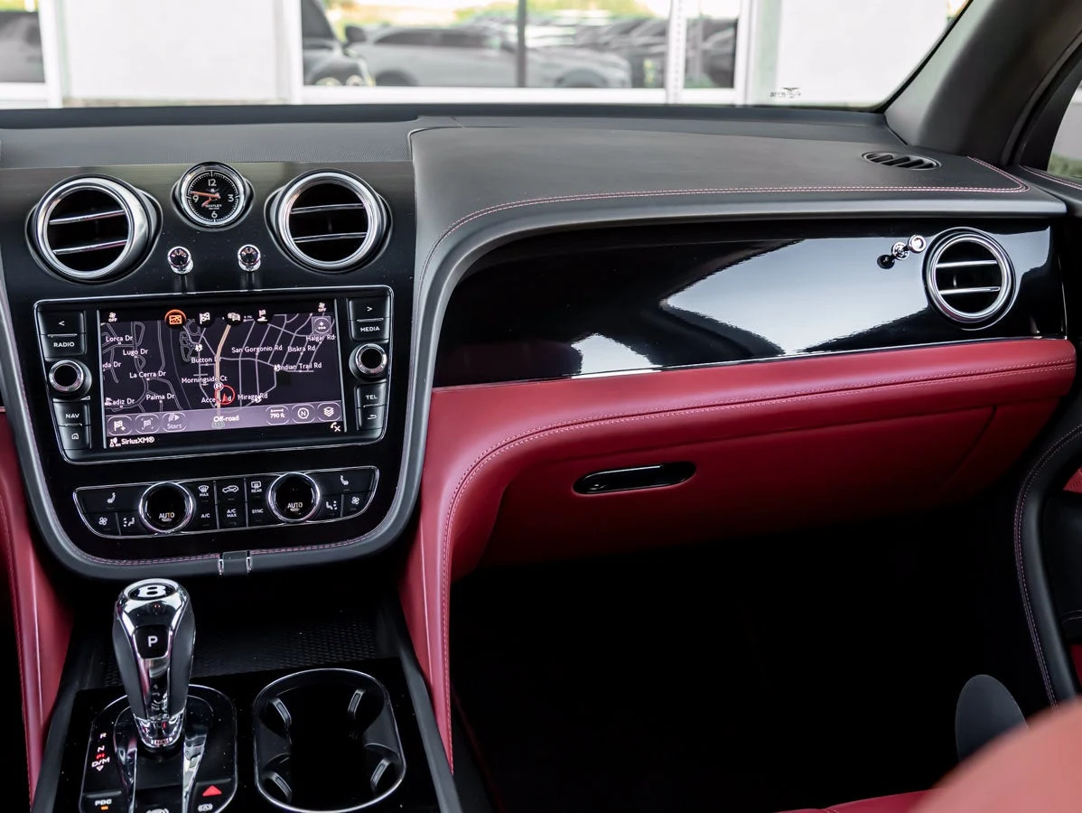 2020 Bentley Bentayga Speed interior, Hotspur hide
