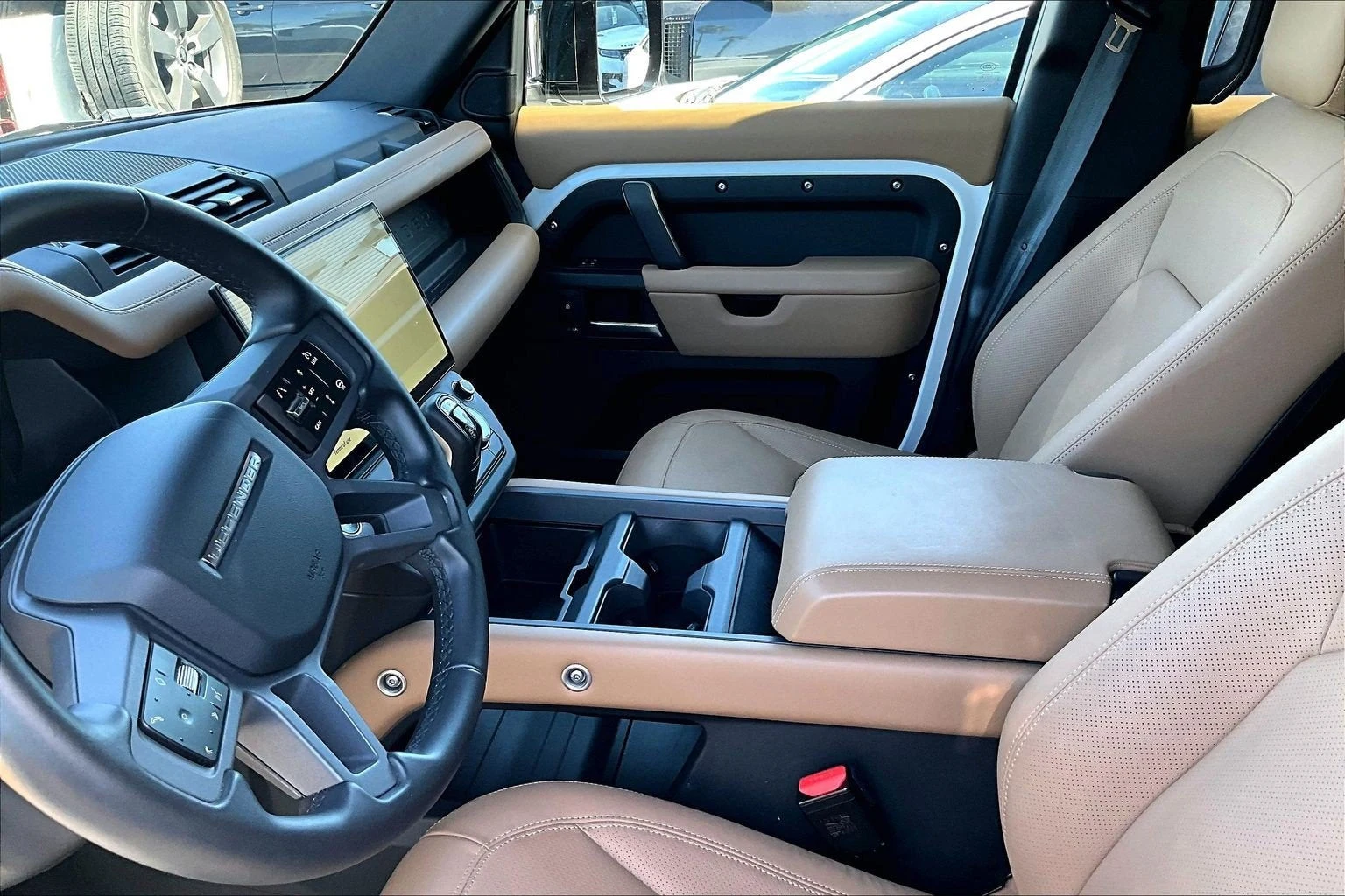2026 Land Rover Defender 130 S 300PS interior, Caraway Windsor leather
