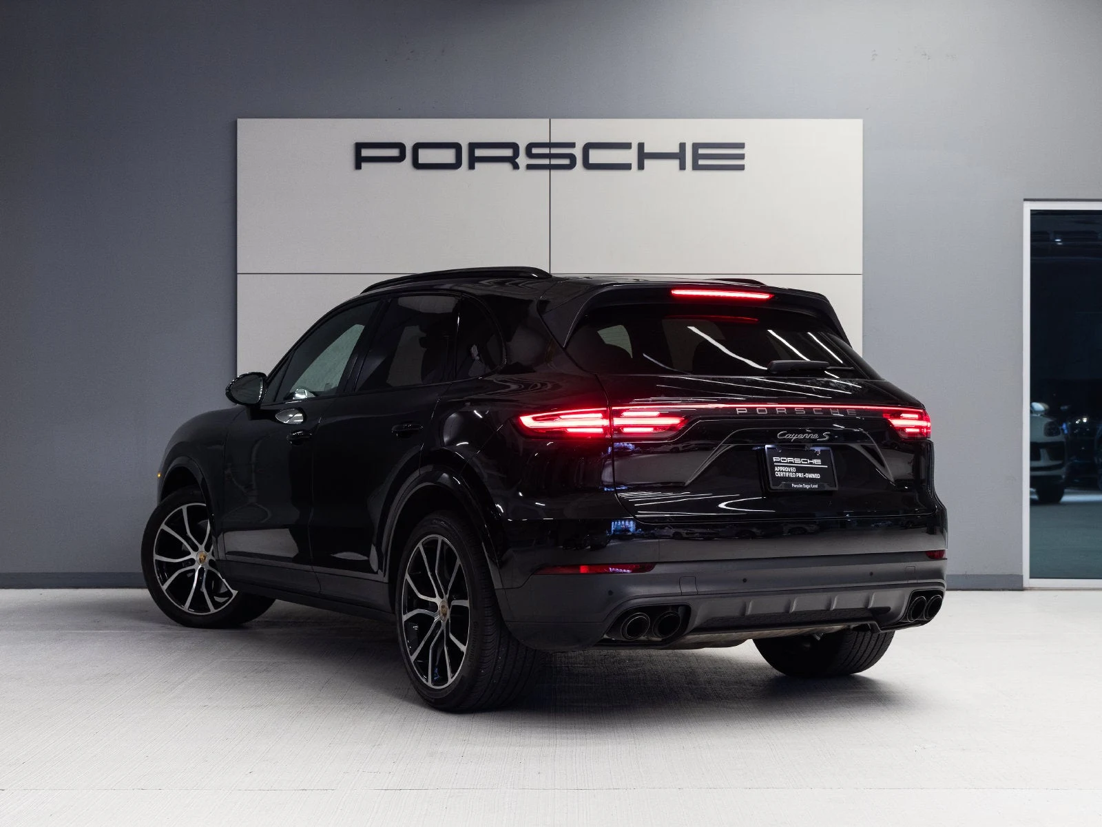 2023 Porsche Cayenne S Platinum Edition for sale, exterior, Black