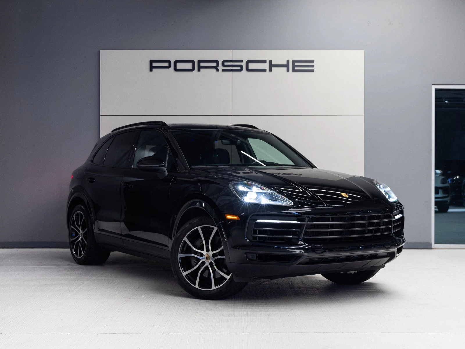 2023 Porsche Cayenne S Platinum Edition for sale, exterior, Black