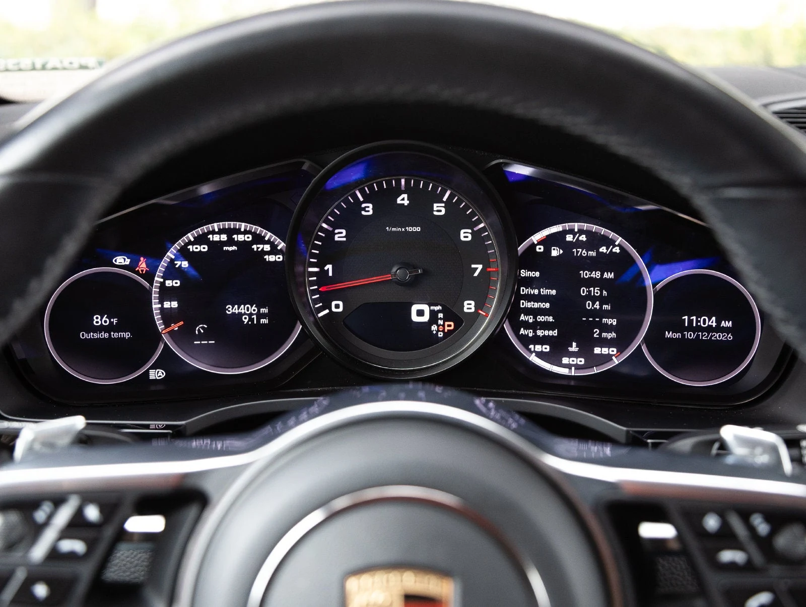 2023 Porsche Cayenne S Platinum Edition interior, Black standard interior