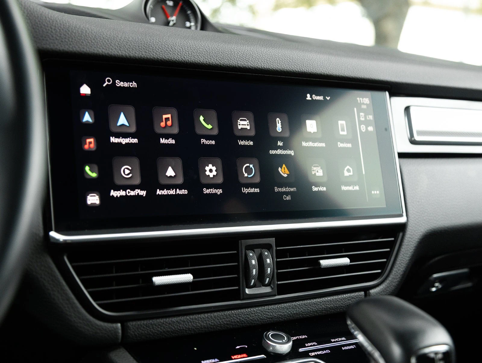 2023 Porsche Cayenne S Platinum Edition interior, dashboard, Black standard interior