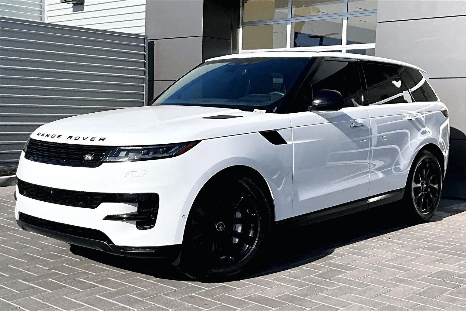 2025 Land Rover Range Rover Sport SE 360PS, exterior view
