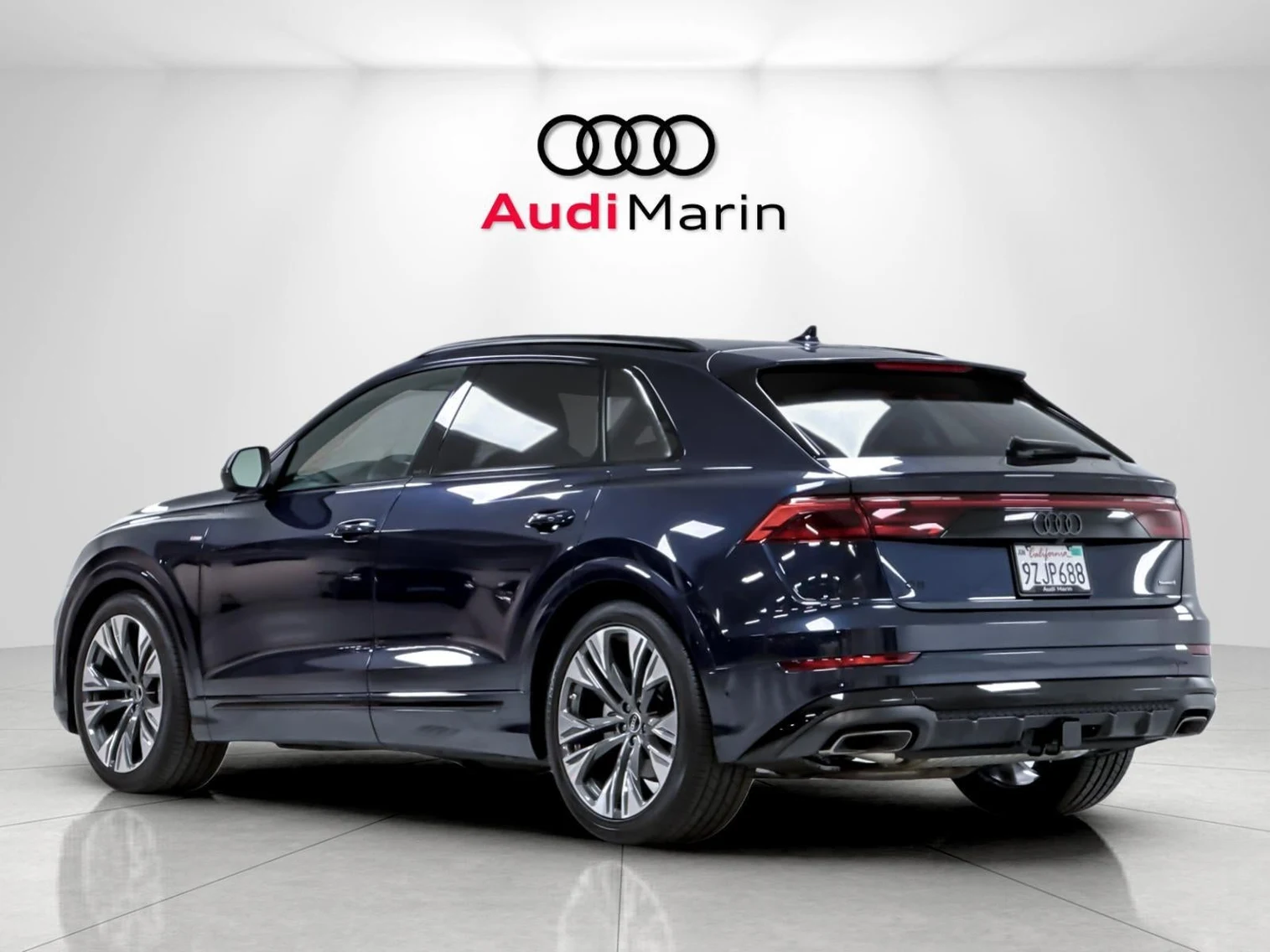 2026 Audi Q8 55 TFSI Premium Plus quattro for sale, exterior, Waitomo Blue Metallic