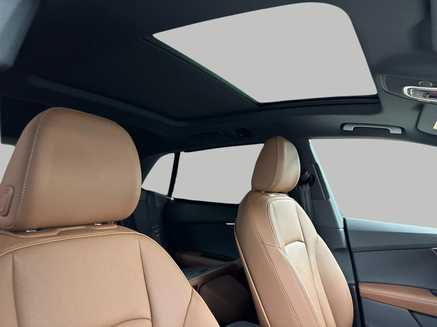 2026 Audi Q8 55 TFSI Premium Plus quattro interior, seats, Okapi Brown