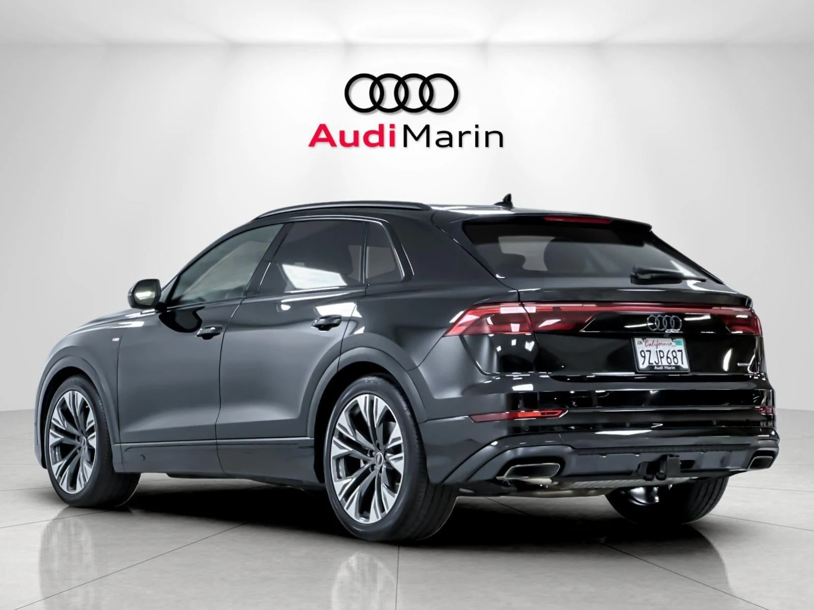 2026 Audi Q8 55 TFSI Premium Plus quattro for sale, exterior, Mythos Black Metallic