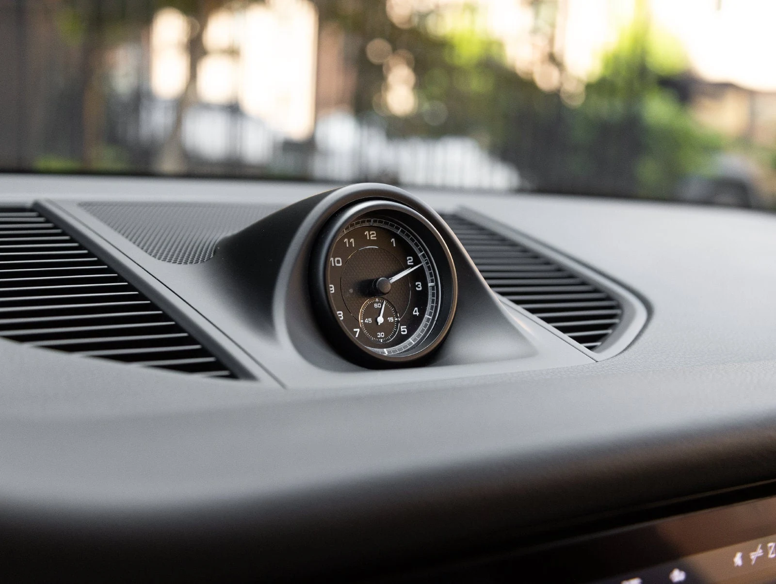 2023 Porsche Macan S interior, Black standard interior