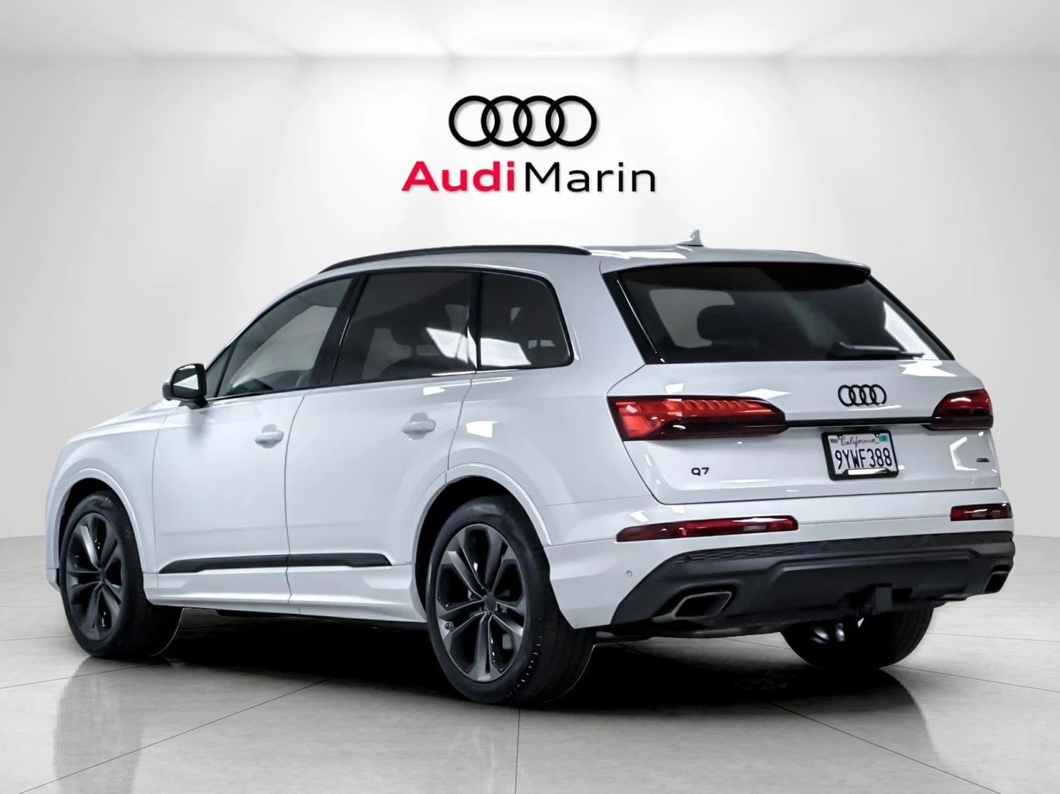 2026 Audi Q7 55 TFSI Premium Plus quattro for sale, exterior, Glacier White Metallic