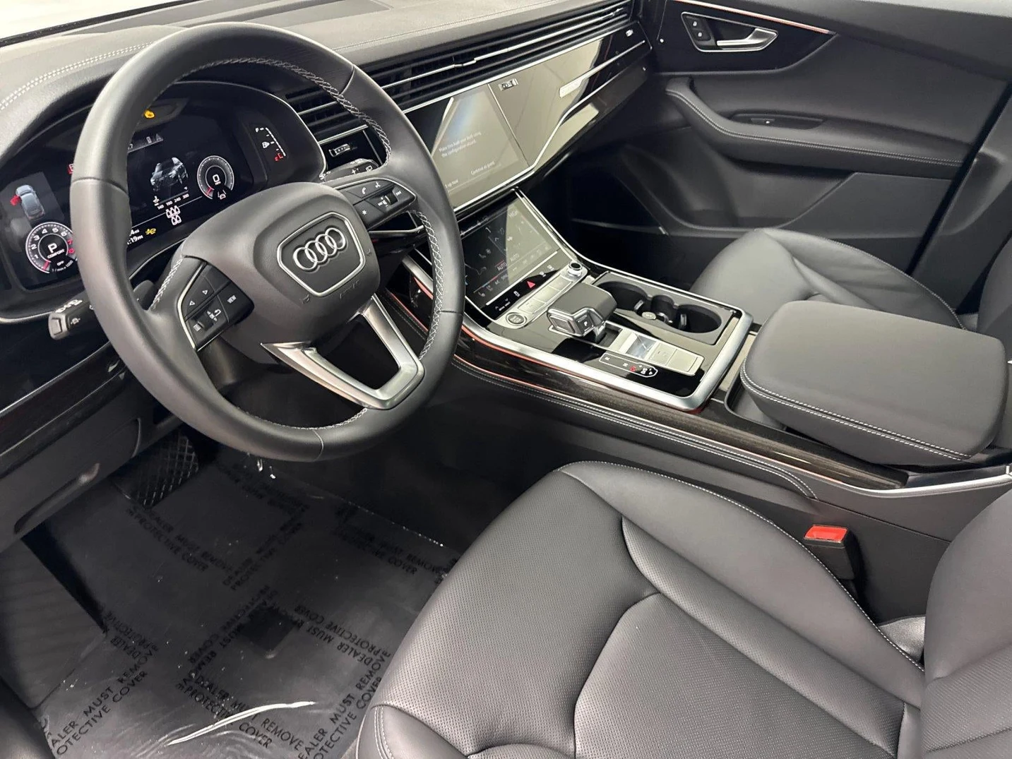 2026 Audi Q7 55 TFSI Premium Plus quattro interior, Black leather