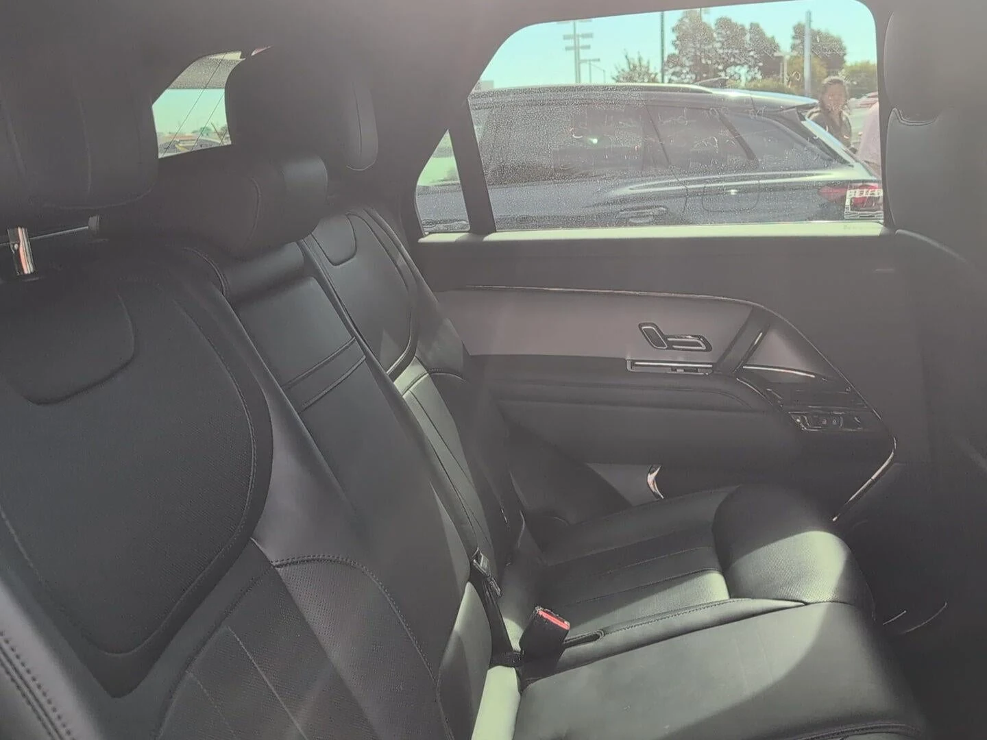 2025 Land Rover Range Rover Sport SE interior, seats, Black