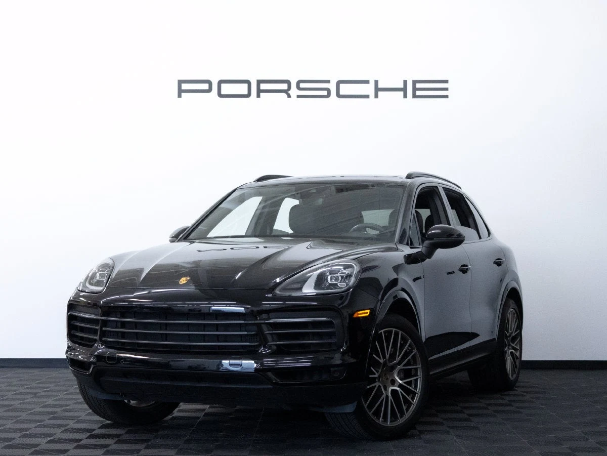 2023 Porsche Cayenne Platinum Edition, exterior view