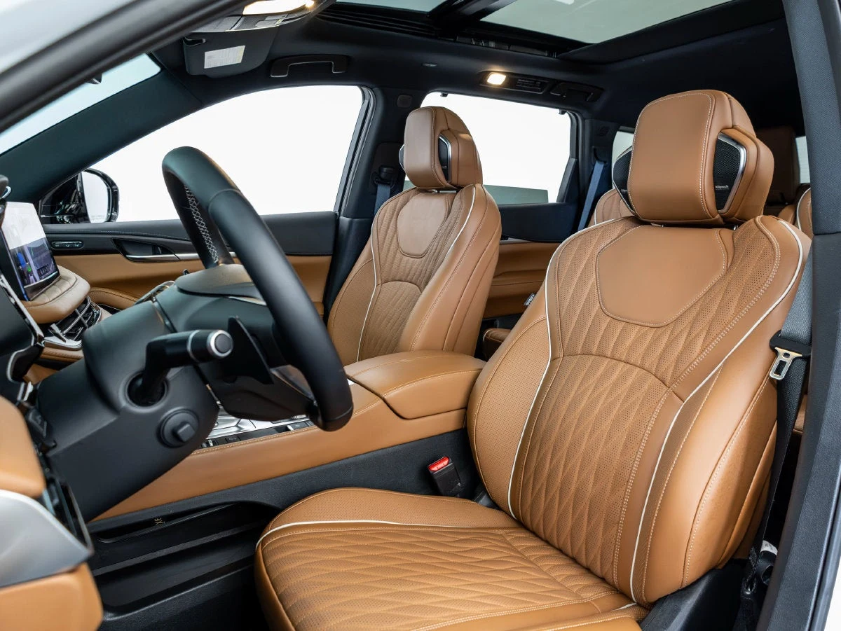 2026 Infiniti QX60 Autograph AWD interior, seats, Saddle Brown semi-aniline leather