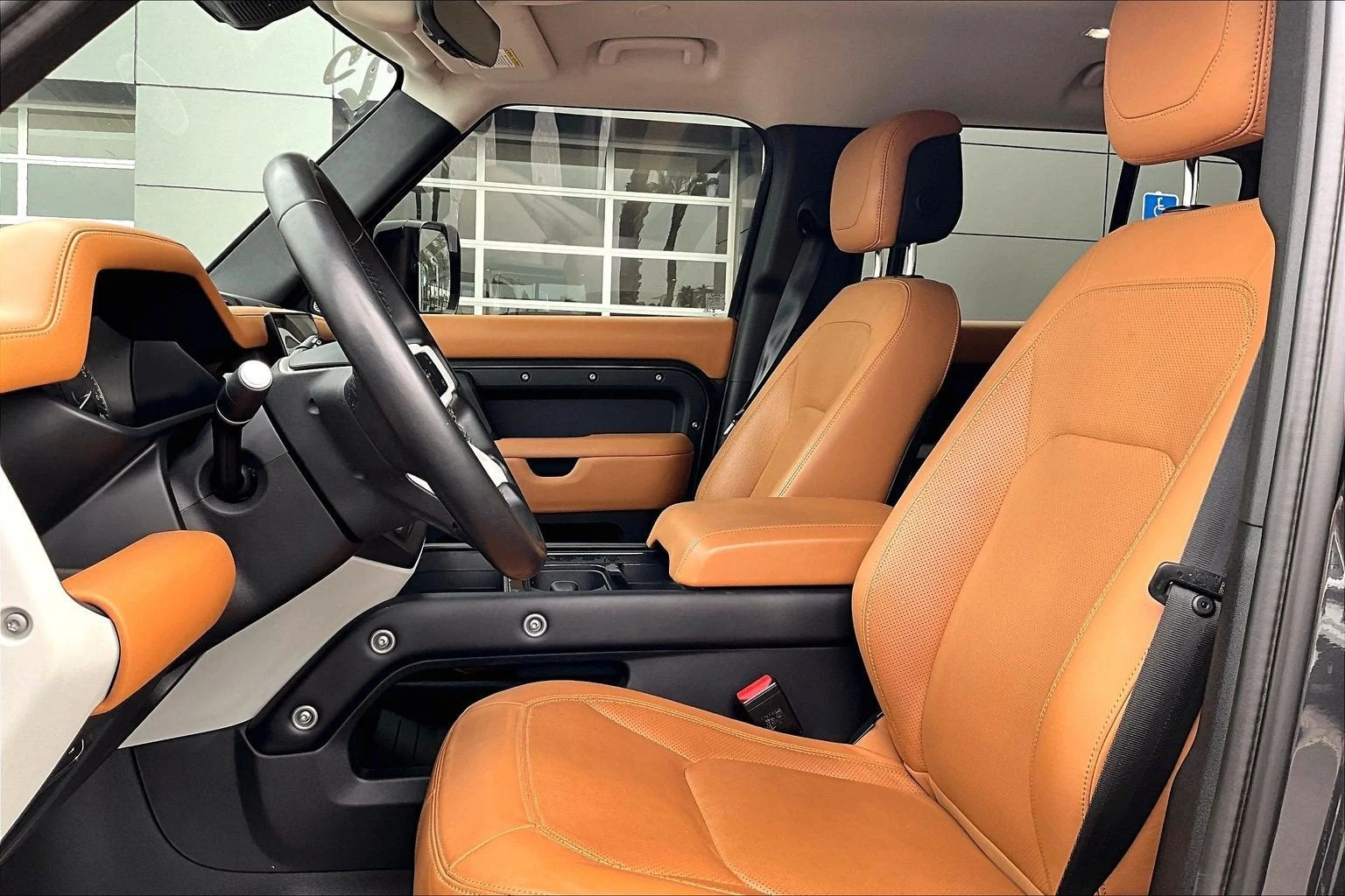2023 Land Rover Defender 130 SE P400 interior, seats, Vintage Tan Windsor leather