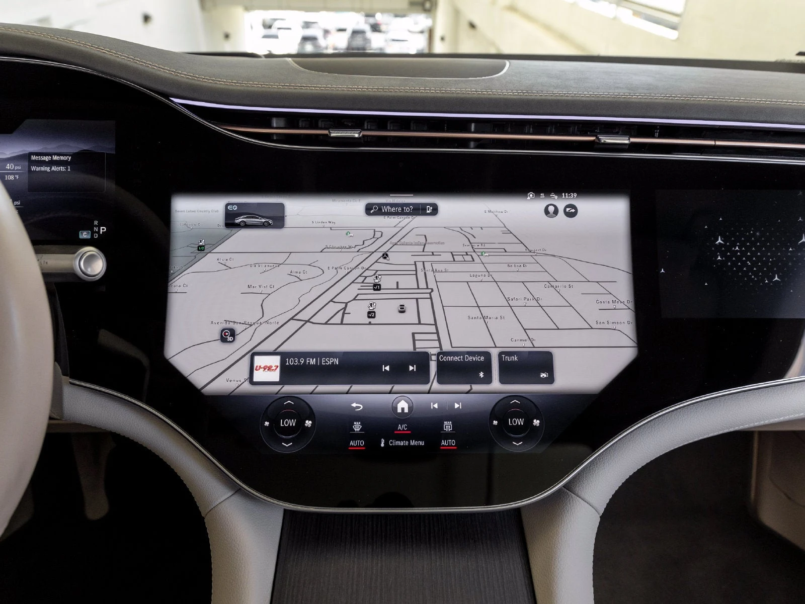 2023 Mercedes-Benz EQS 580 4MATIC Sedan interior, dashboard
