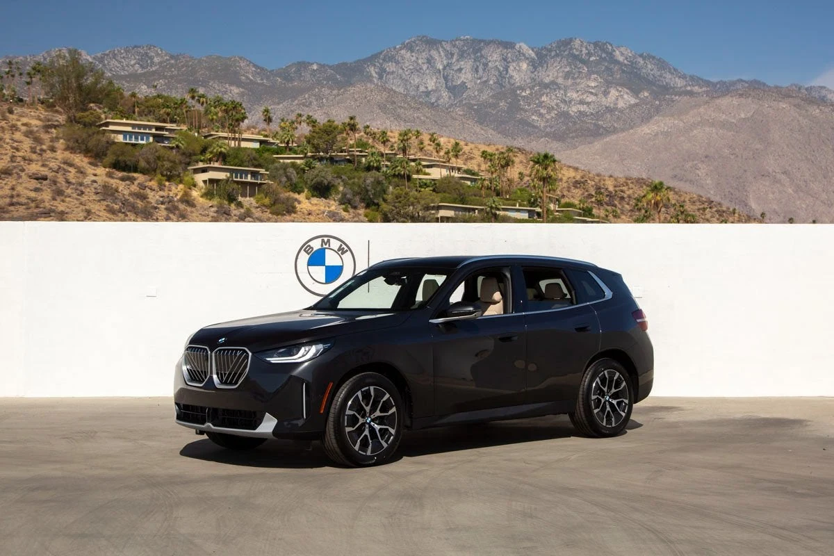 2026 BMW X3 30 xDrive, exterior view