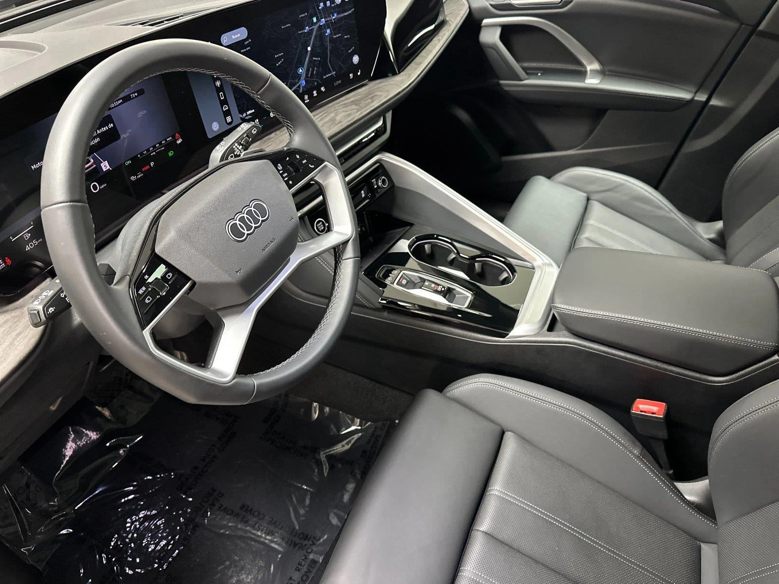 2026 Audi Q5 Premium Plus quattro interior, Black leather