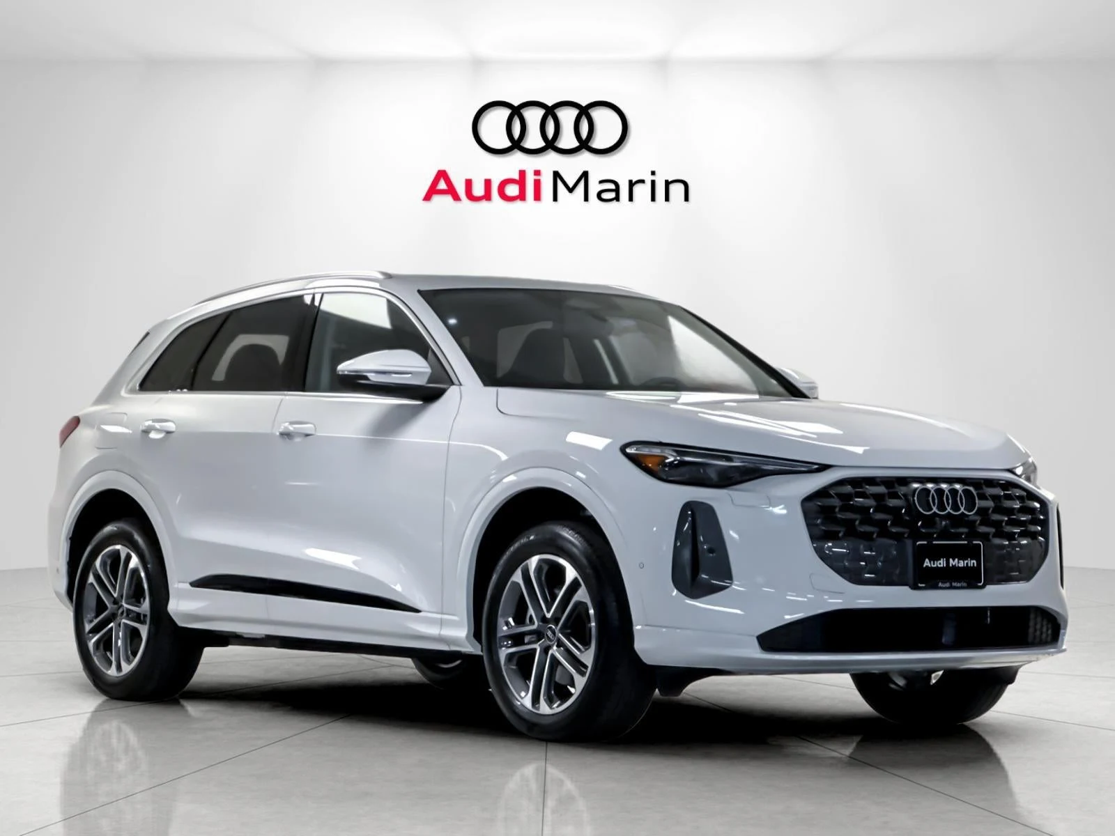 2026 Audi Q5 Premium Plus quattro, exterior view