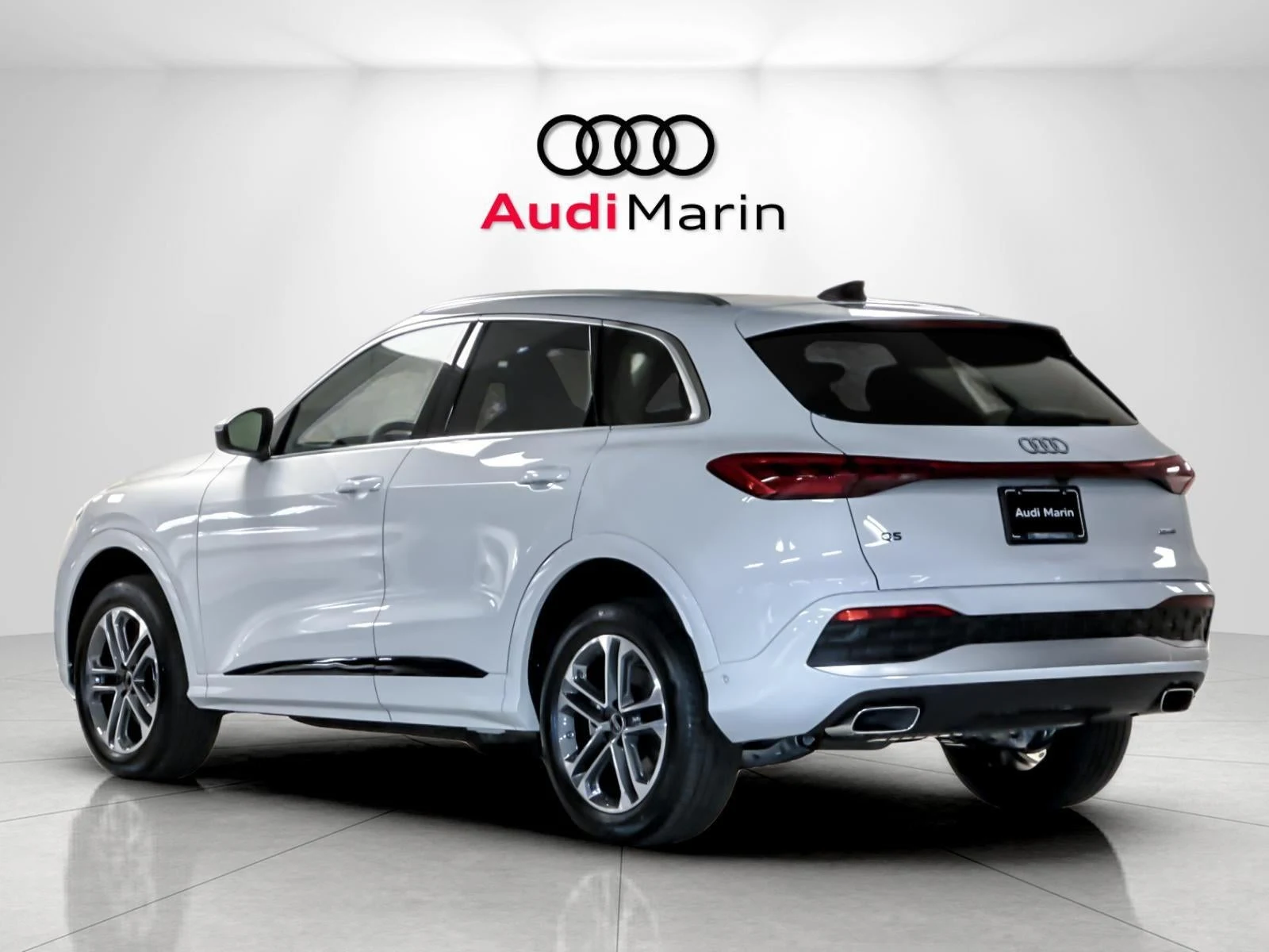 2026 Audi Q5 Premium Plus quattro for sale, exterior, Glacier White Metallic