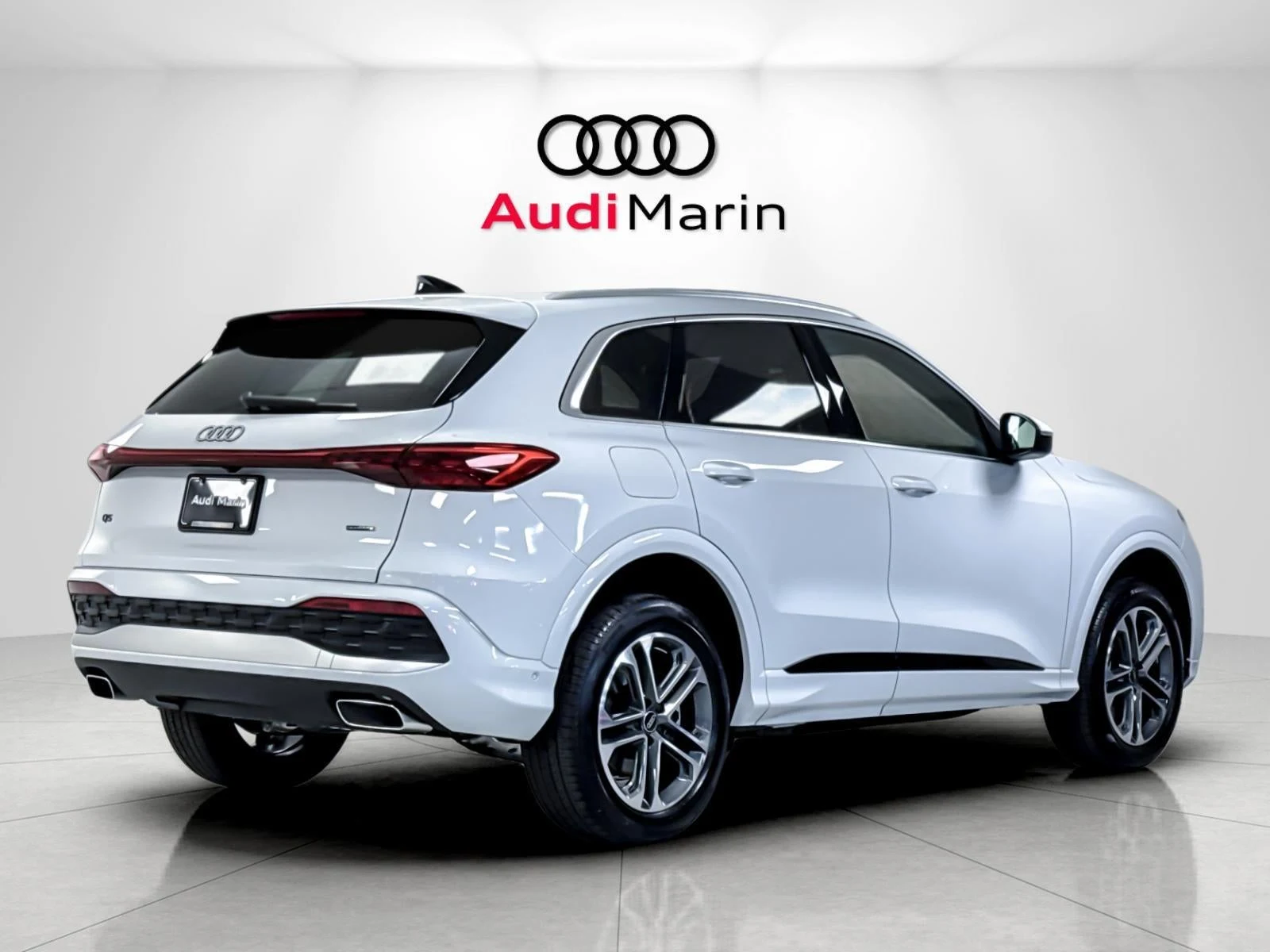 2026 Audi Q5 Premium Plus quattro for sale, exterior, Glacier White Metallic