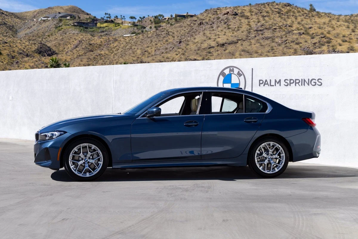 2026 BMW 330i, side profile, Arctic Race Blue Metallic