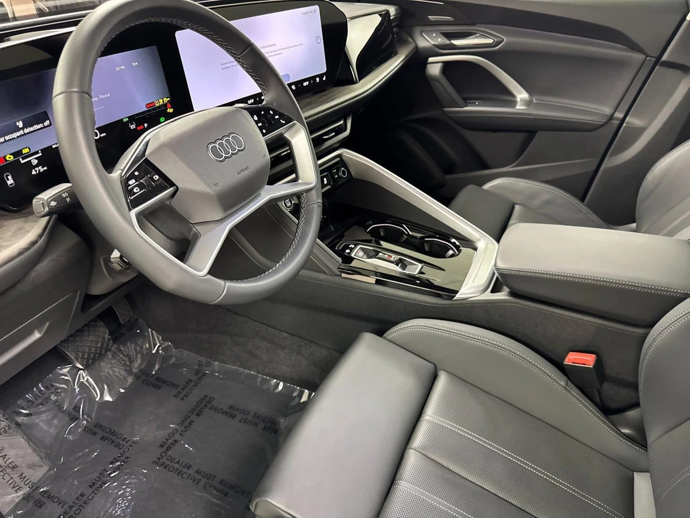 2026 Audi Q5 Premium Plus quattro interior, Black