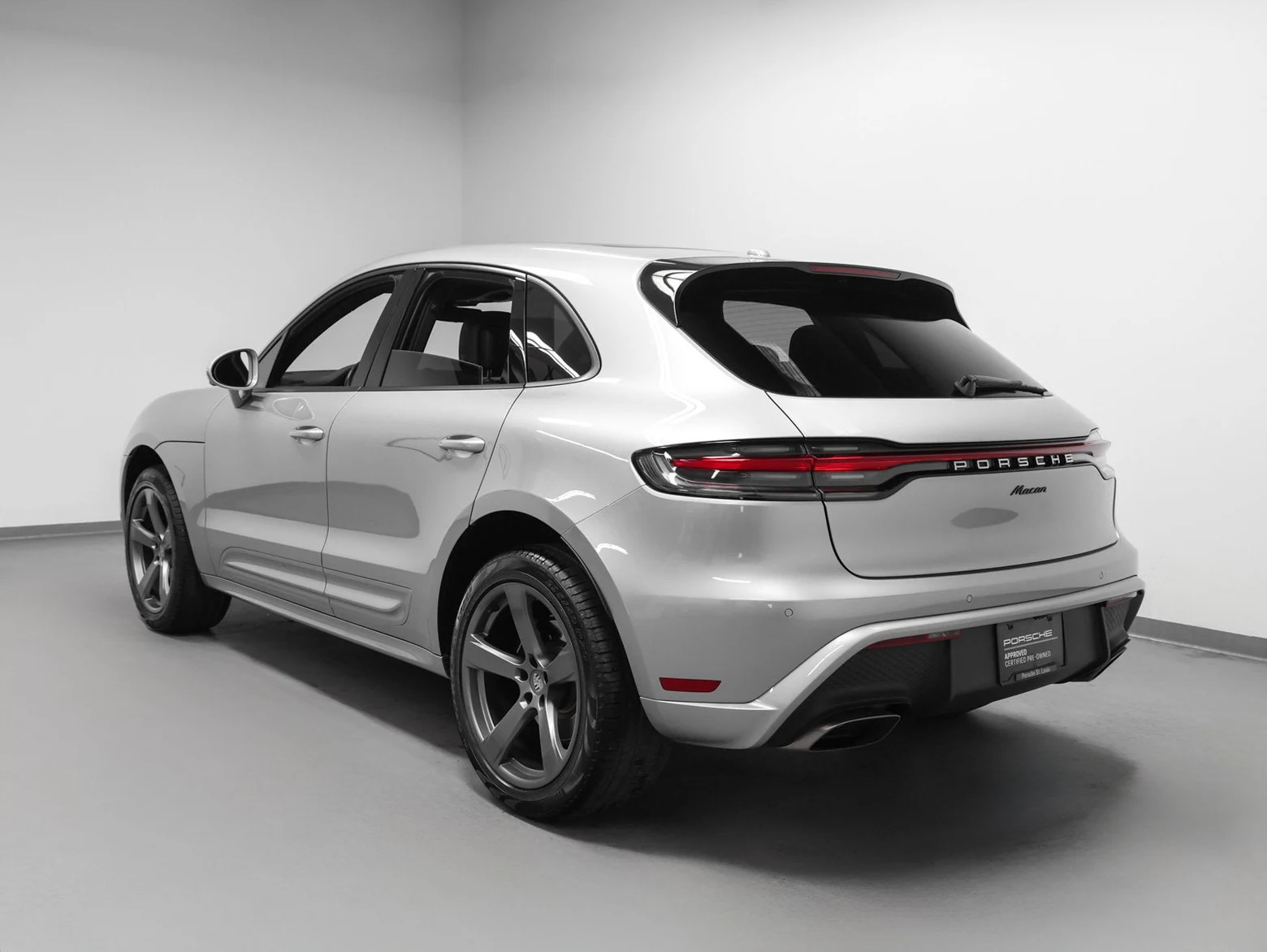 2023 Porsche Macan for sale, exterior, Dolomite Silver Metallic