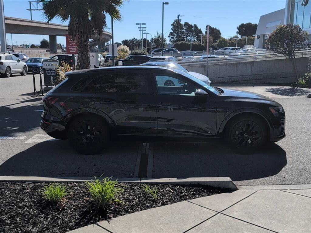 2024 Audi Q8 e-tron Prestige quattro for sale, photo 2 of 6