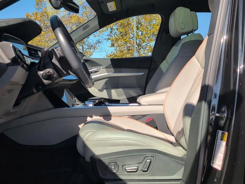 2024 Audi Q8 e-tron Prestige quattro interior, seats