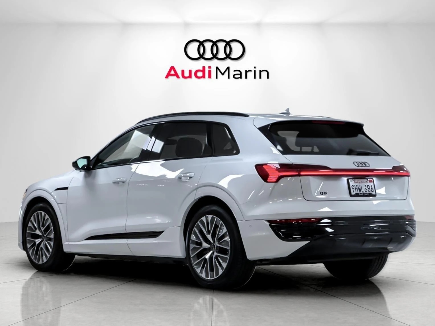 2024 Audi Q8 e-tron Prestige quattro for sale, exterior, Glacier White Metallic