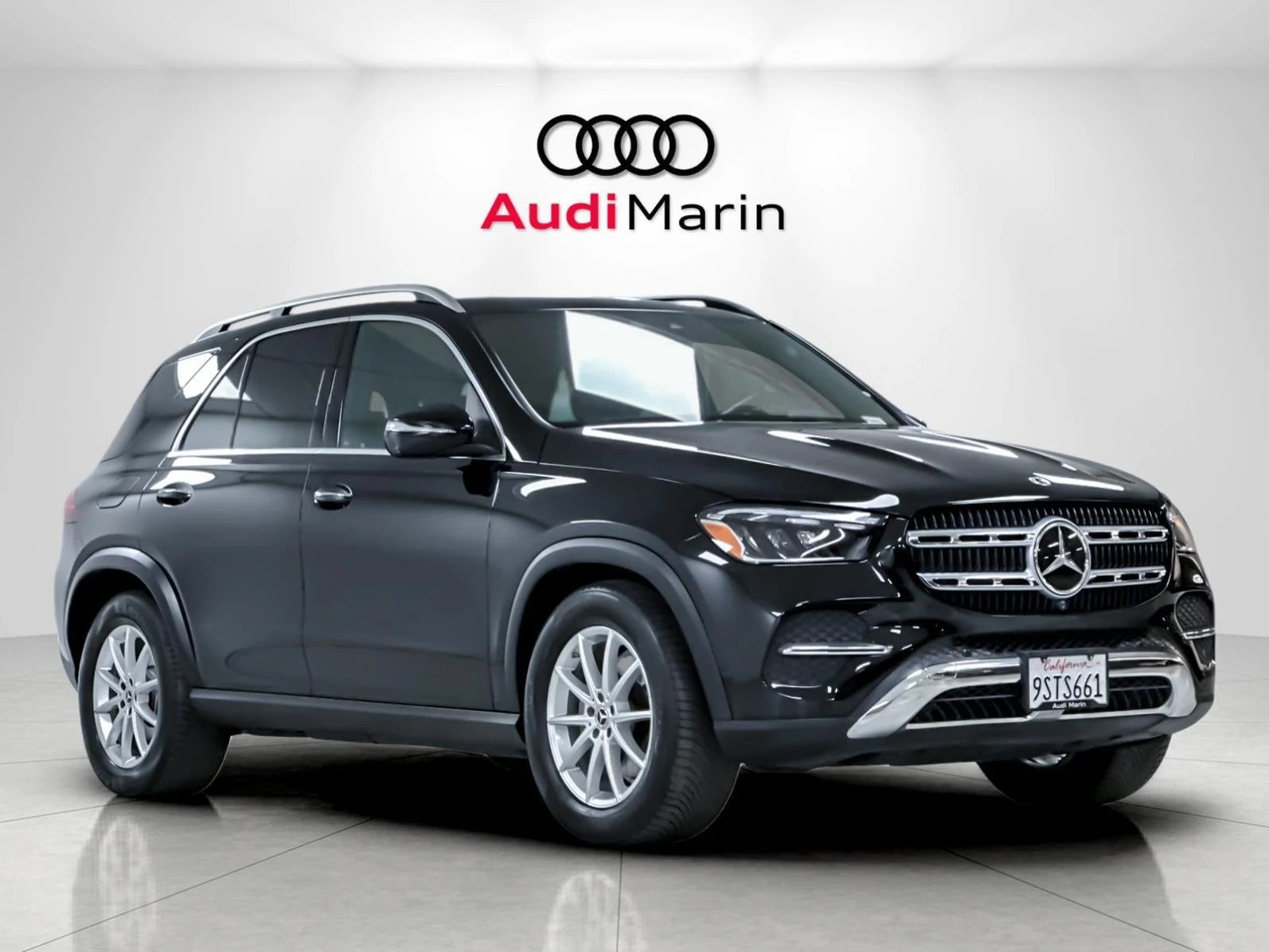 2025 Mercedes-Benz GLE 350 for sale, front three-quarter view, Black