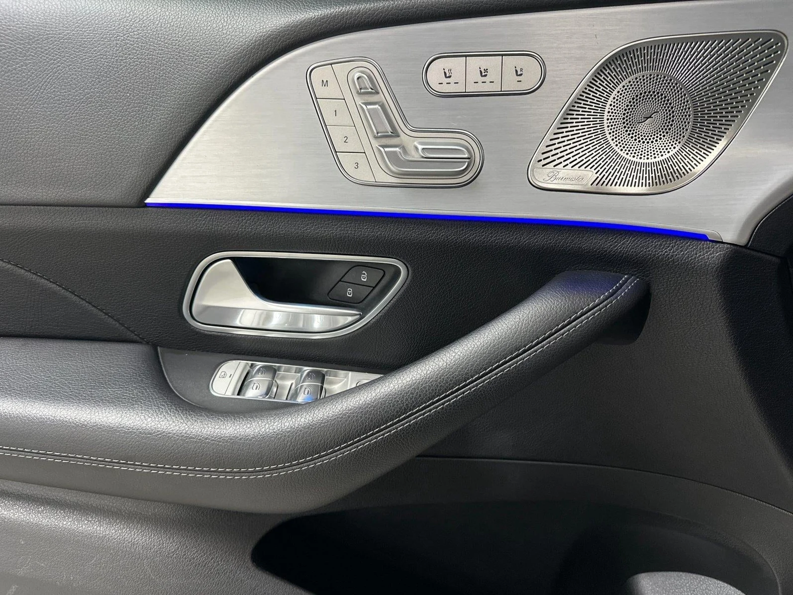 2025 Mercedes-Benz GLE 350 interior, door panel, Black MB-Tex