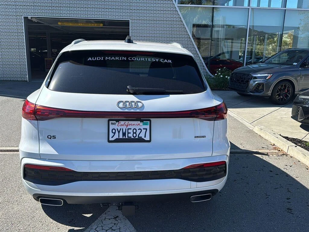 2025 Audi Q5 Premium Plus quattro for sale, exterior, Glacier White Metallic