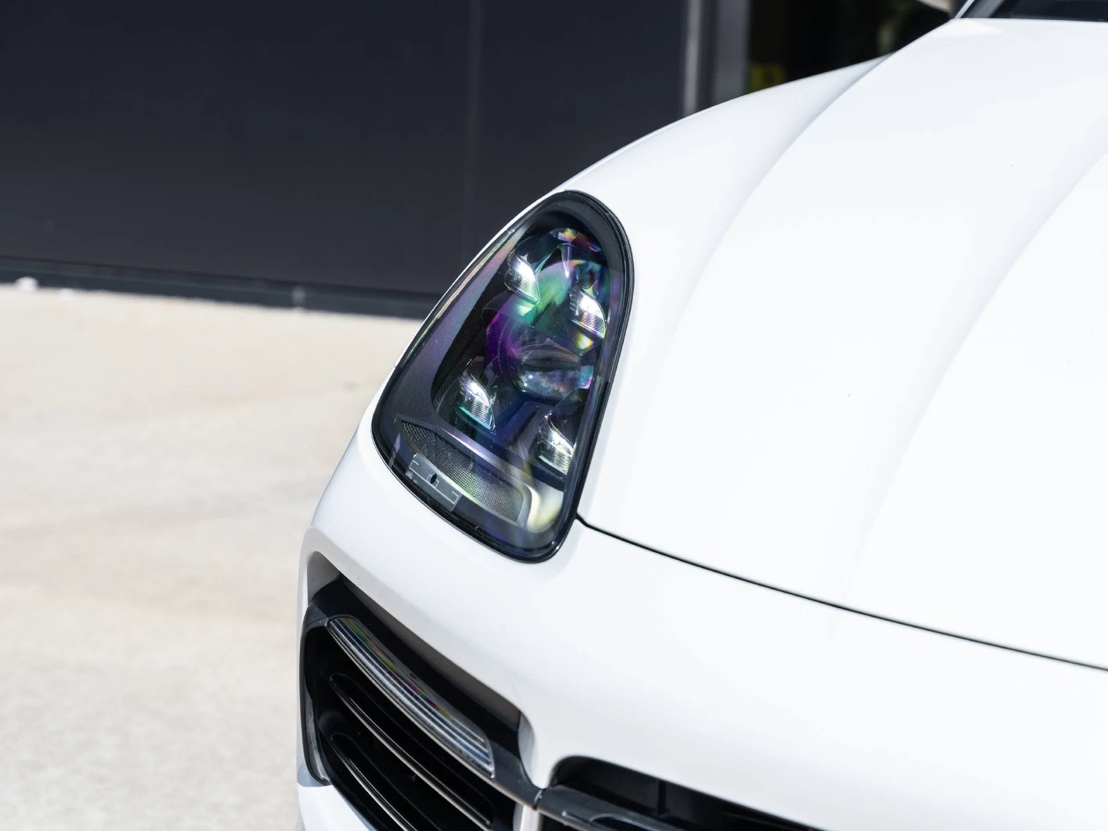 2020 Porsche Cayenne E-Hybrid Coupe for sale, exterior, White