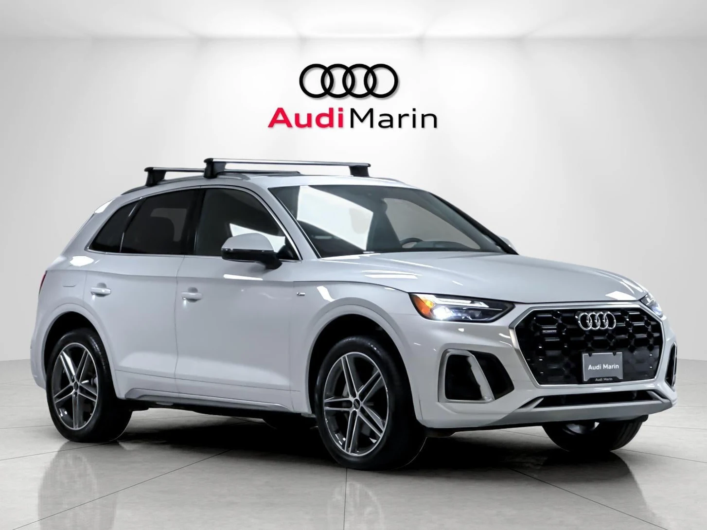 2025 Audi Q5 S line 55 TFSI e Premium quattro, exterior view