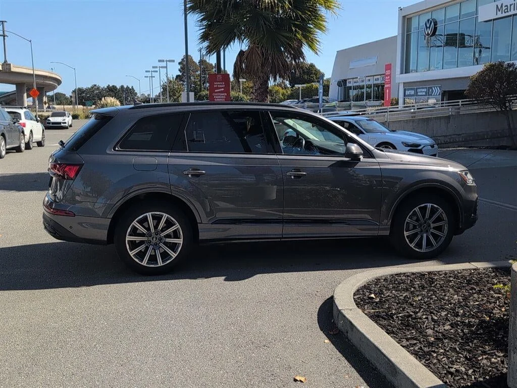 2023 Audi Q7 45 TFSI Premium Plus quattro for sale, exterior, Samurai Gray Metallic