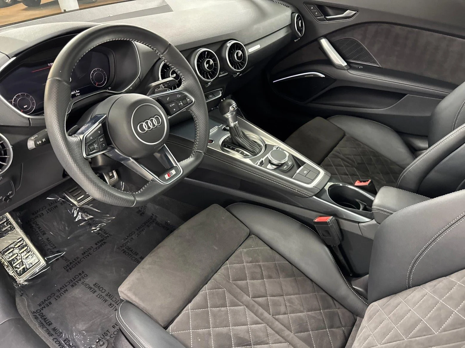 2022 Audi TT Coupe 45 TFSI quattro interior
