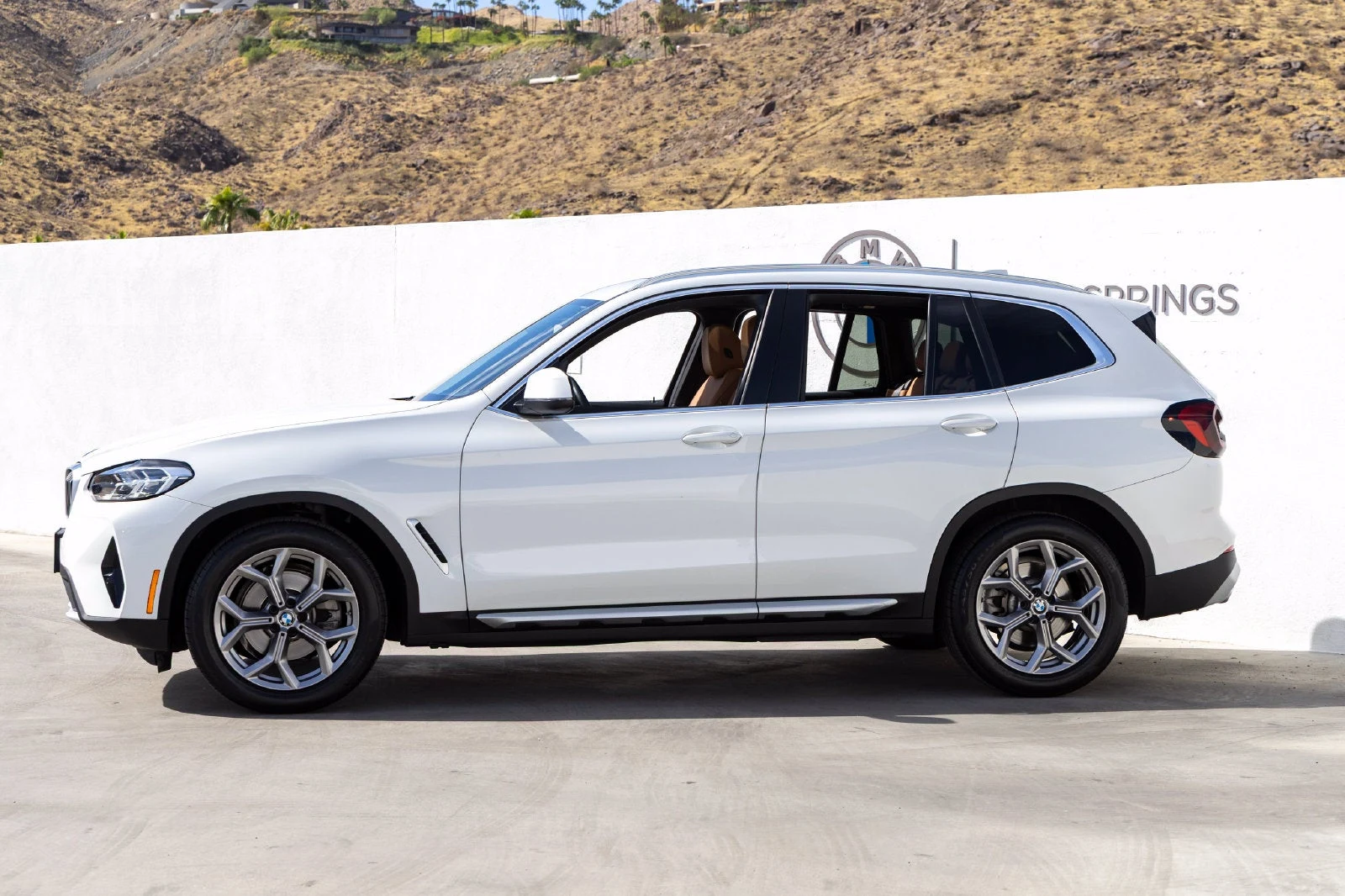 2023 BMW X3 sDrive30i, side profile, Alpine White