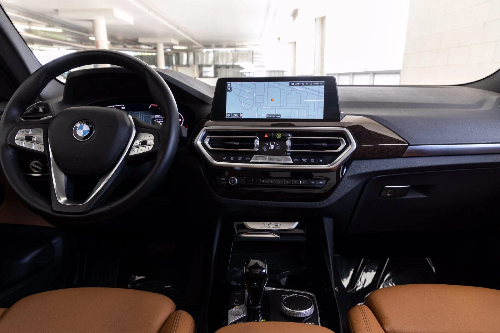 2023 BMW X3 sDrive30i interior, Cognac