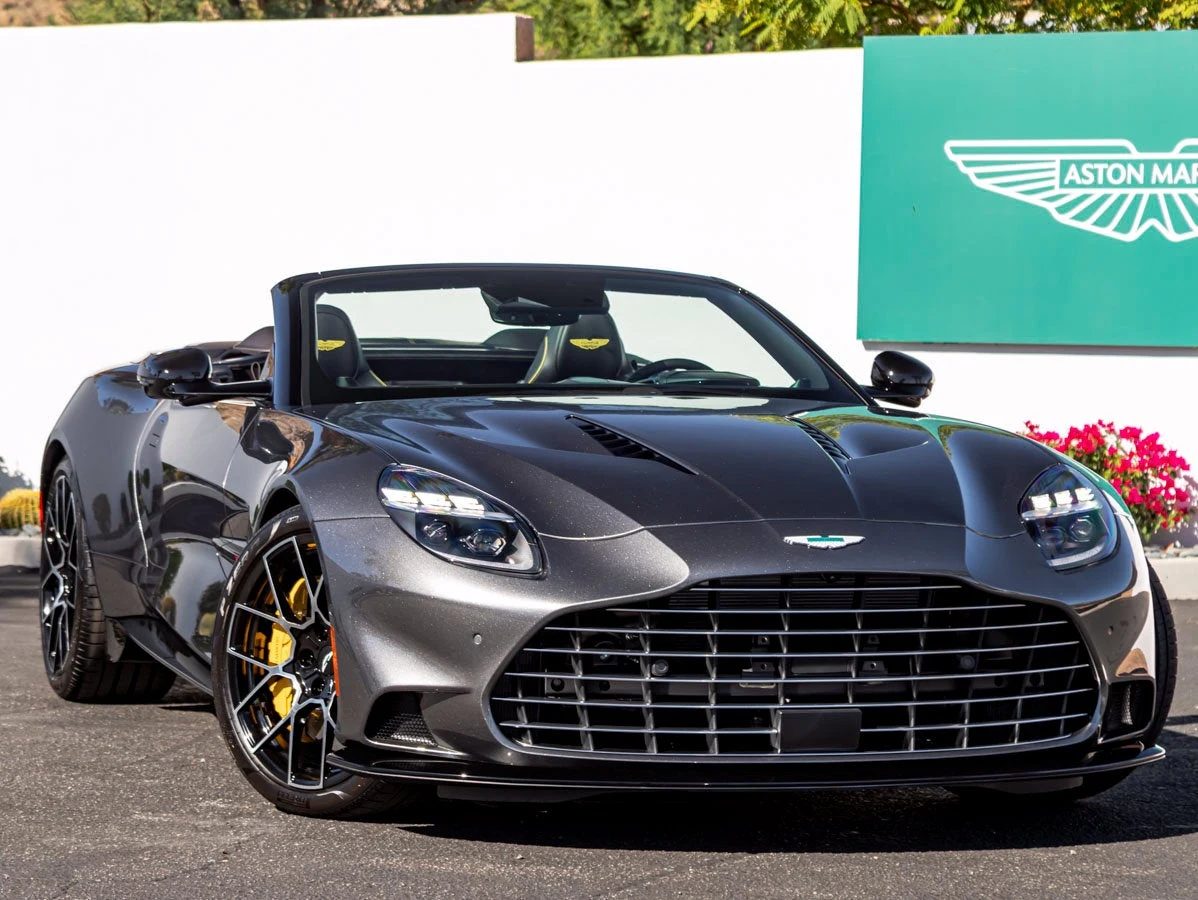 2026 Aston Martin Vanquish Volante, exterior view