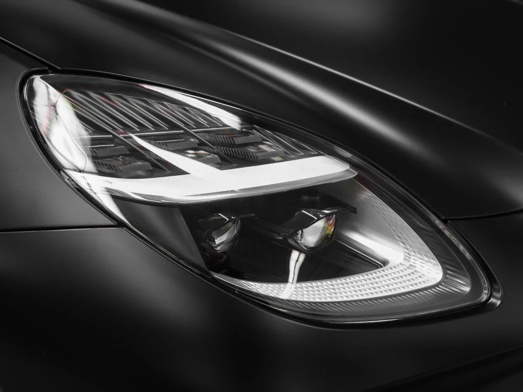 2025 Aston Martin Vantage for sale, photo 4 of 6