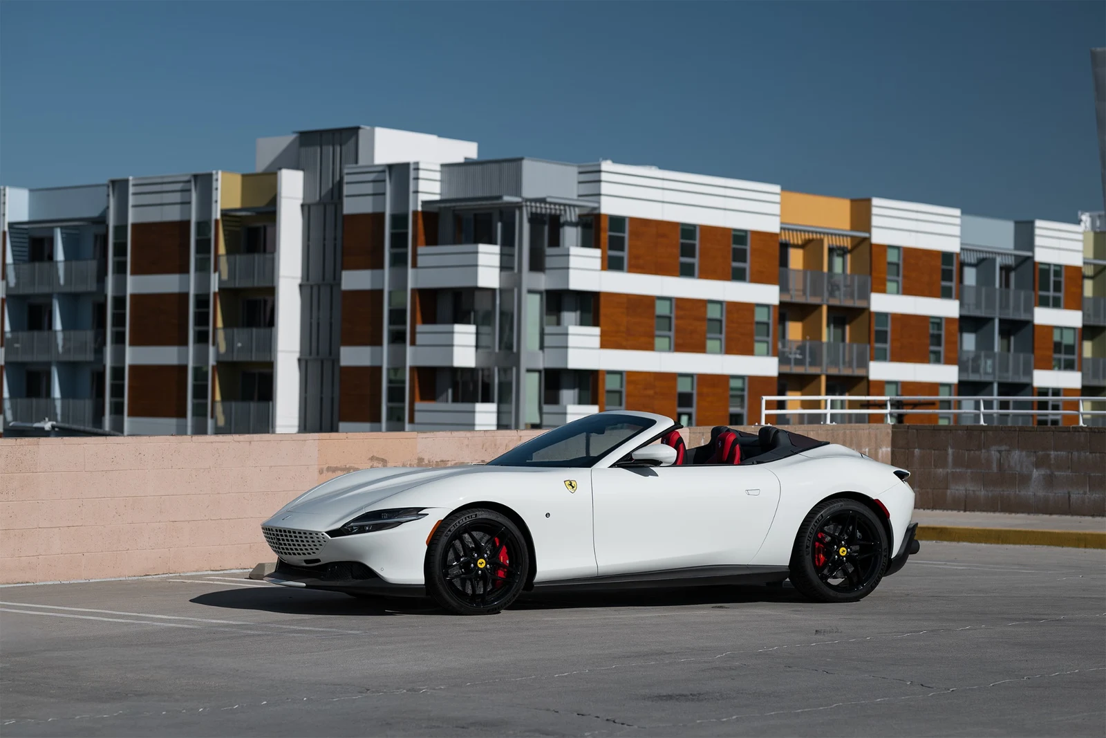 2025 Ferrari Roma Spider, 2/30