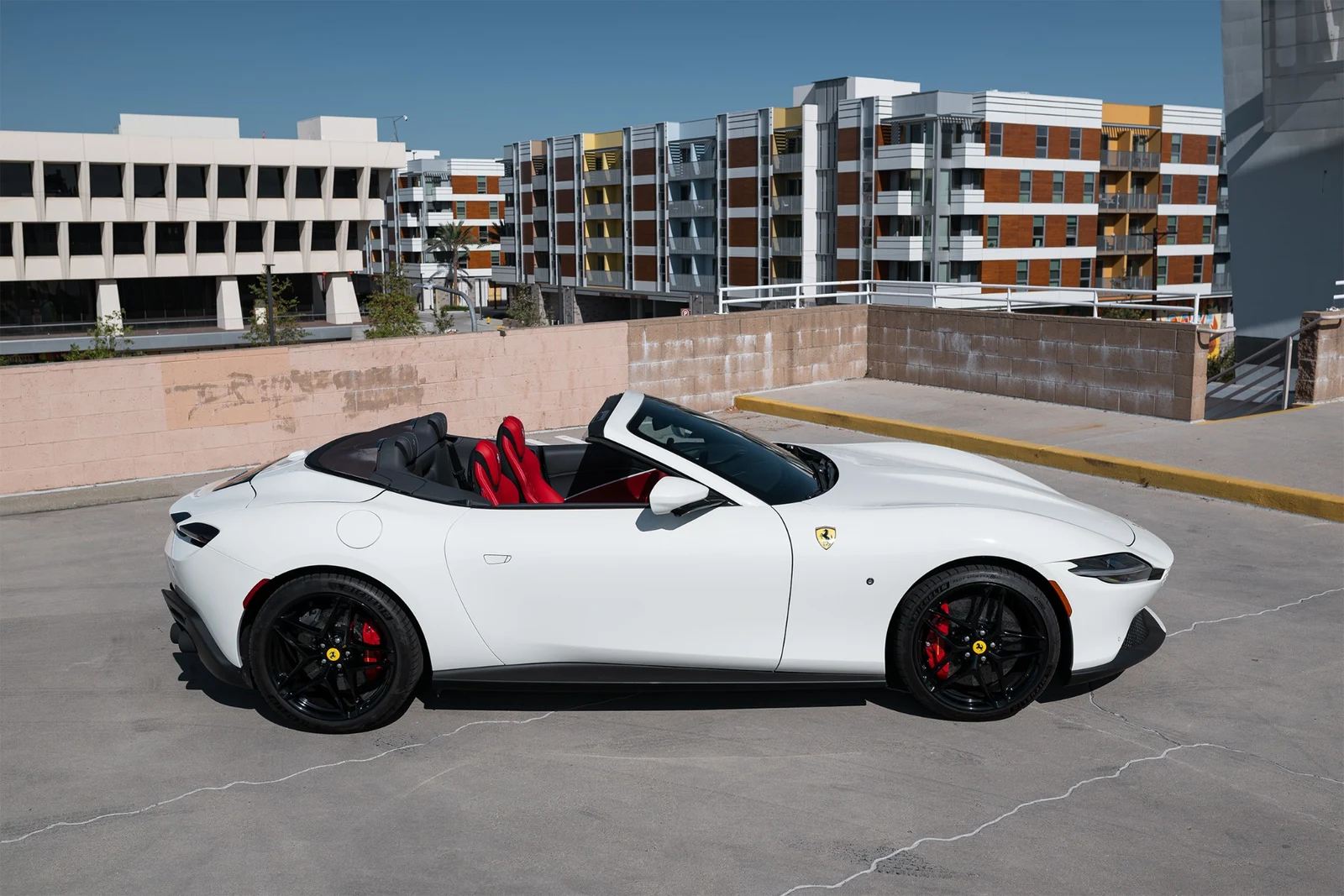 2025 Ferrari Roma Spider, 4/30
