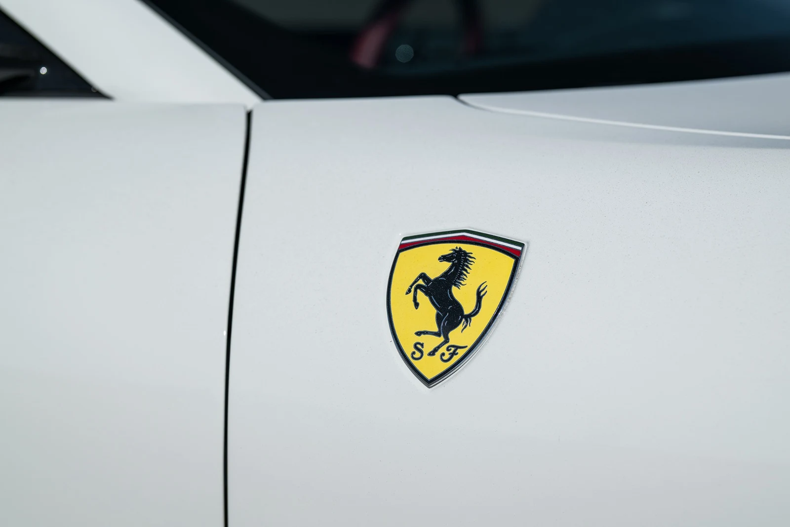 2025 Ferrari Roma Spider, 19/30