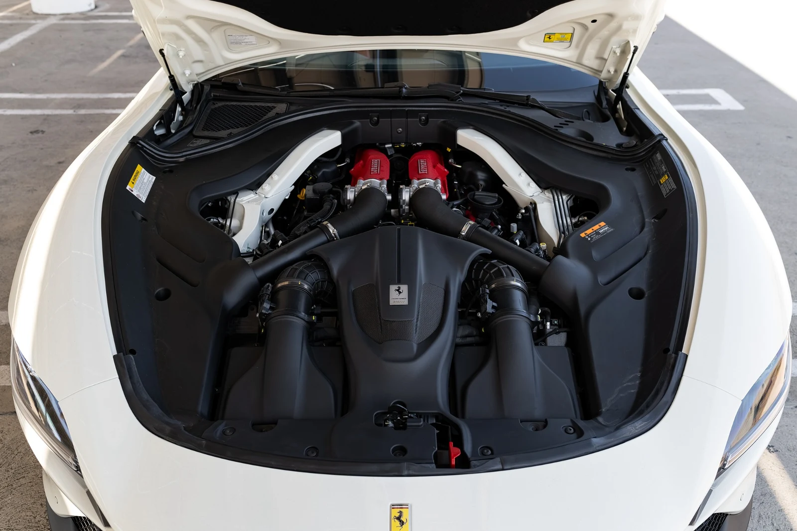 2025 Ferrari Roma Spider, 20/30