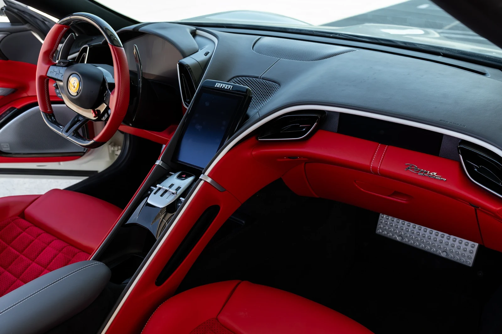 2025 Ferrari Roma Spider, 23/30