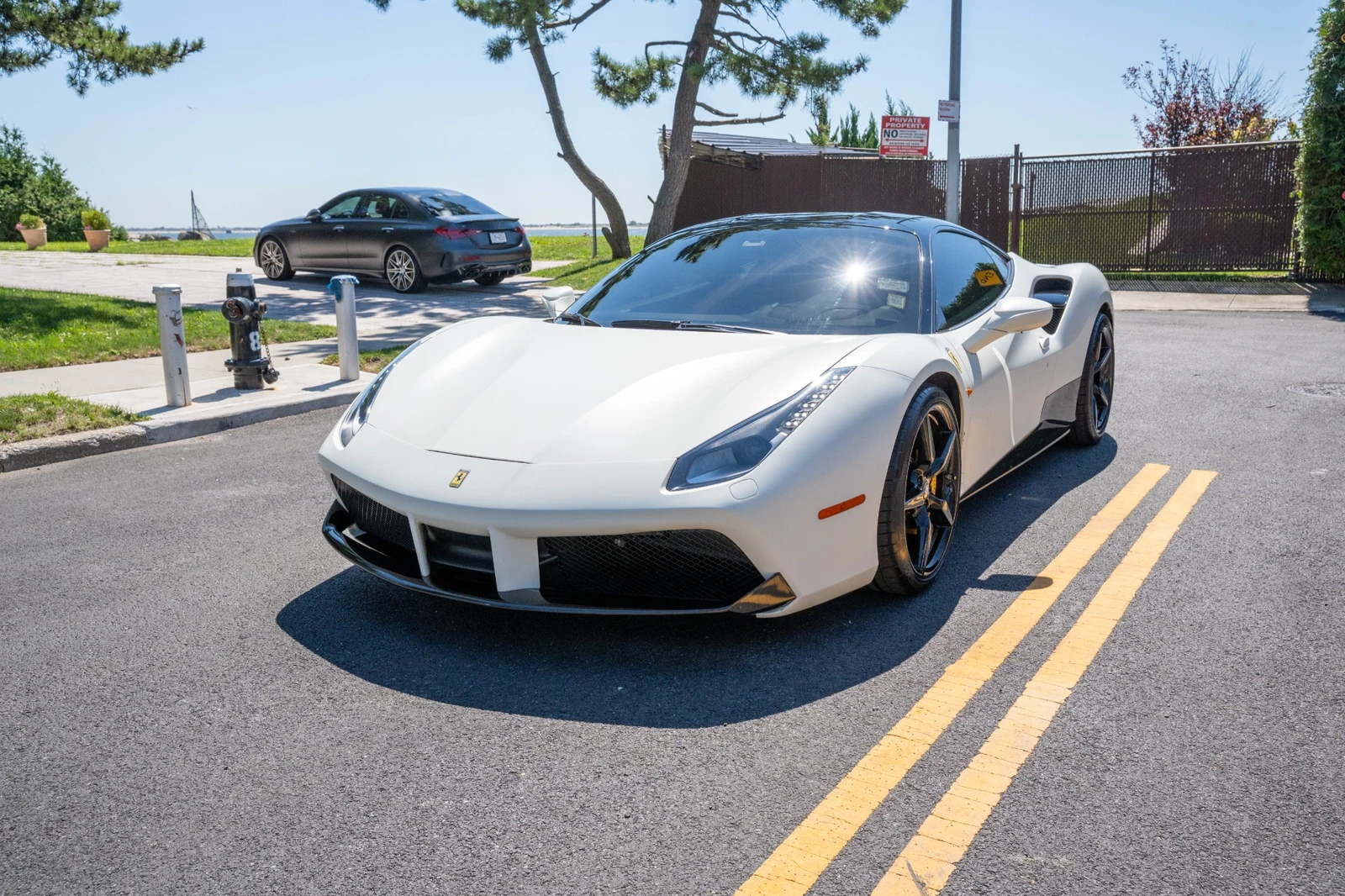 Ferrari 488 GTB | iLusso Palm Beach