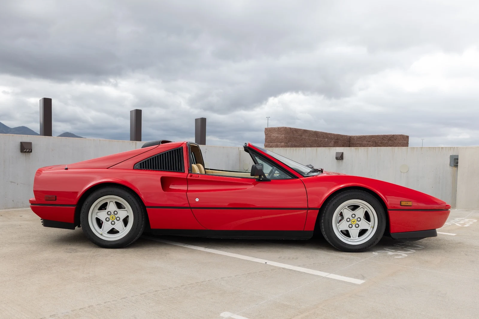 1987 Ferrari 328 GTS, 3/30