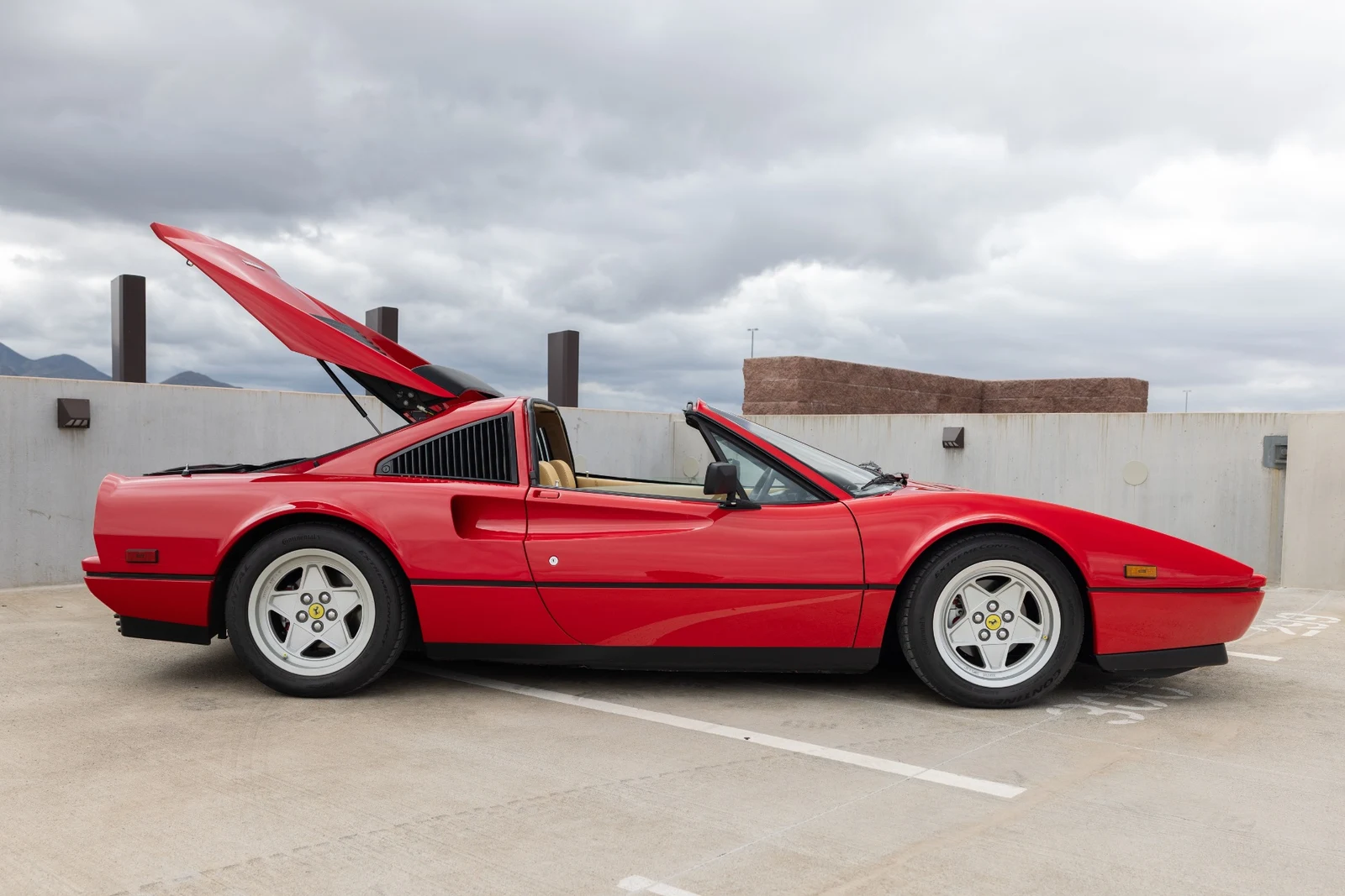 1987 Ferrari 328 GTS, 11/30